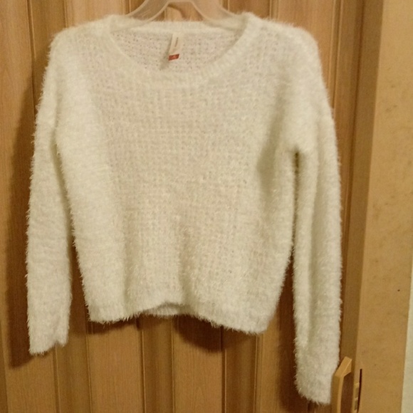 Sweaters - Super comfy and cozy ivory sweater
